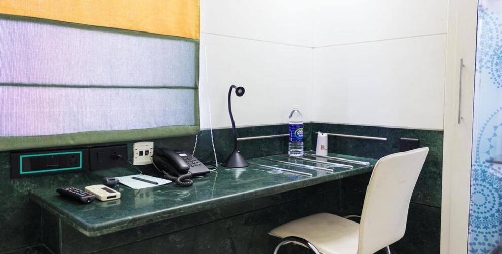 Bth Sarovaram Kochi Extérieur photo