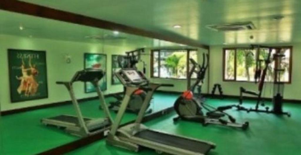 Bth Sarovaram Kochi Extérieur photo