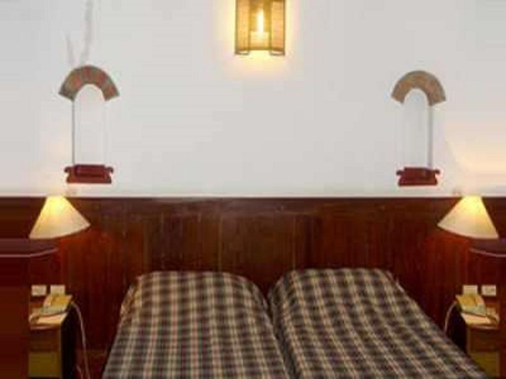 Bth Sarovaram Kochi Extérieur photo
